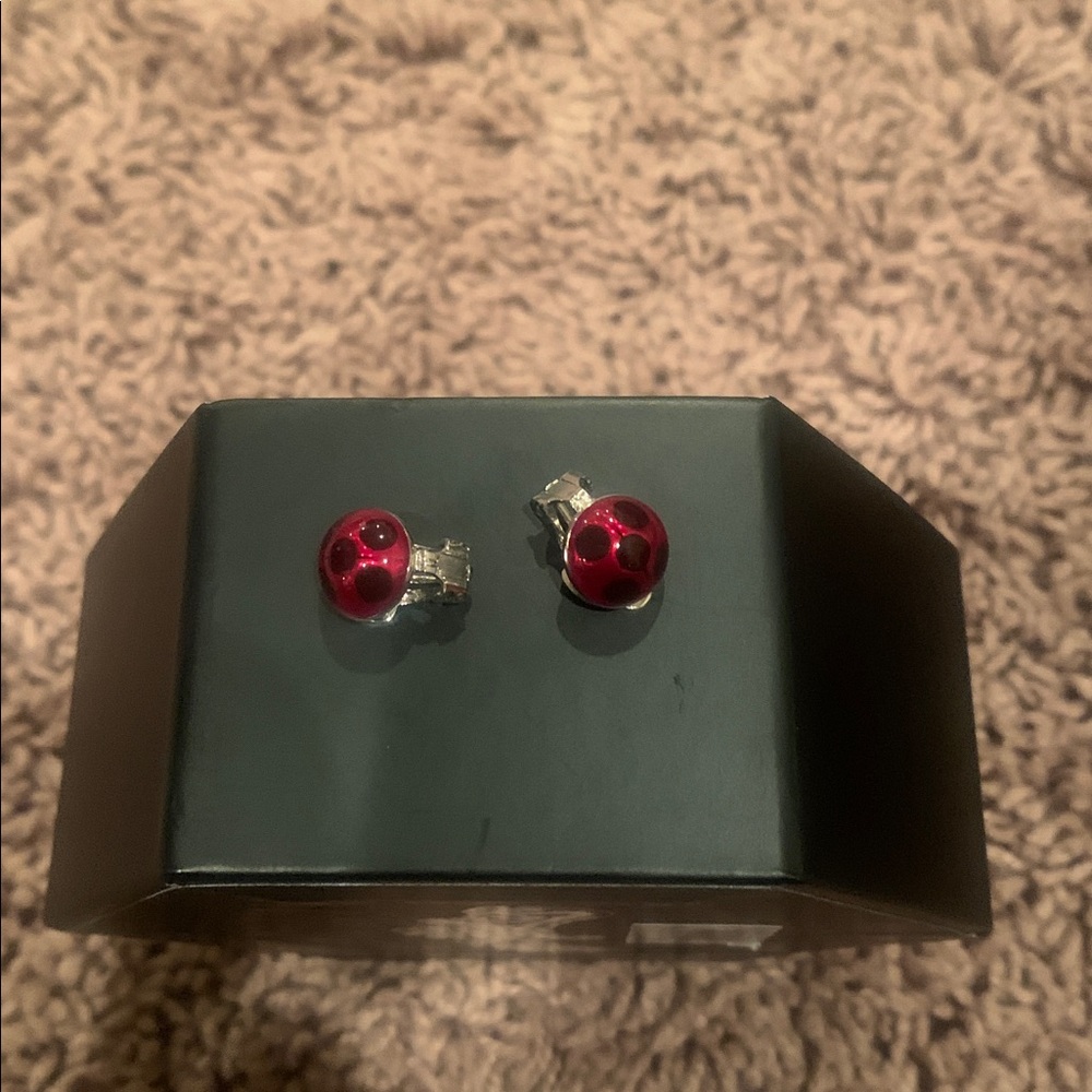 Darling Lady Bug earrings from Miraculous: Tales of Lady Bug and Cat Noir. - Picture 7 of 7